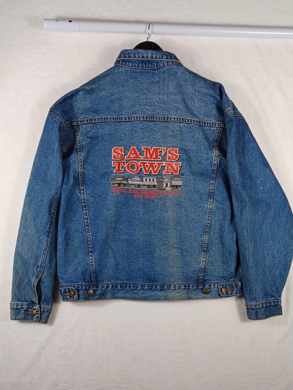 Sam's Town Vegas Hotel and Gambling Hall  Embroided Light Blue Denim Jacket XL